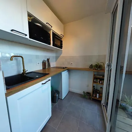 Apartment T2 De Charme Proche De Bordeaux Le Haillan