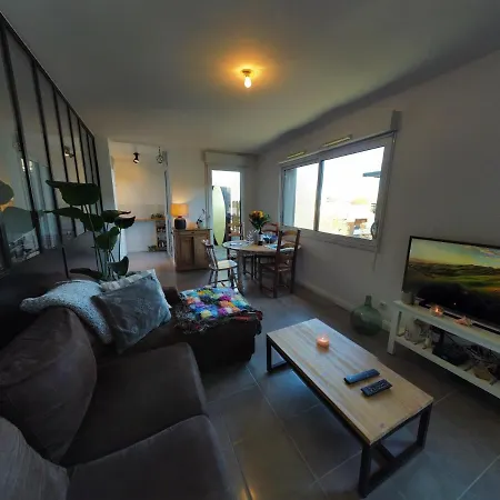T2 De Charme Proche De Bordeaux Apartment